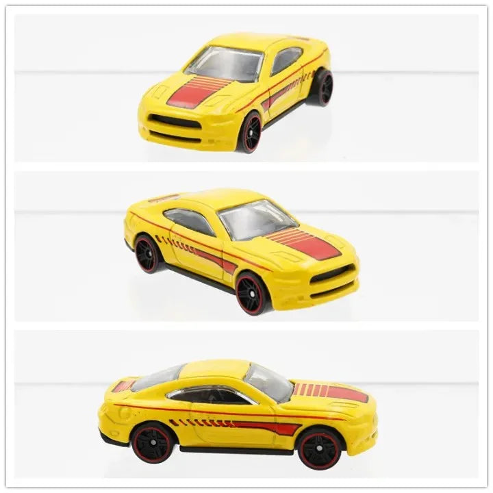 Mini Die-Cast Racing Cars – 4-Wheel Speedster Vehicles for Kids 1piece
