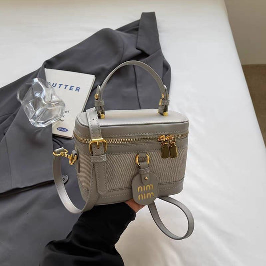 Luxury Small PU Leather Crossbody Bag Premium Designer Style with Zipper Pocket