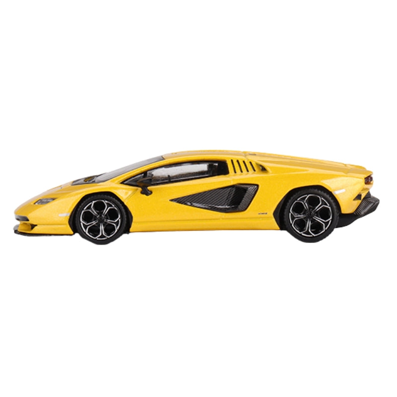 Lamborghini Countach LPI 800-4 1:24 Diecast Alloy Car Model with Light & Sound – Collector’s Edition Toy for Kids & Car Enthusiasts