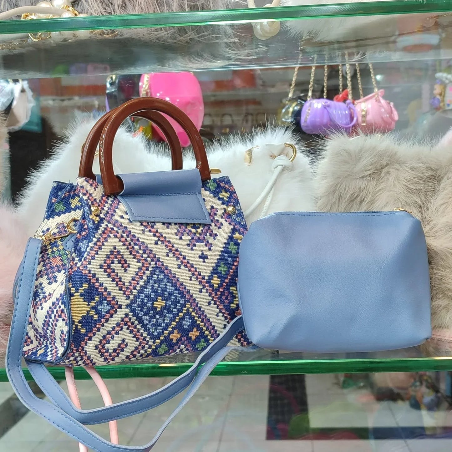 Trendy Printed Handbag with Small Pouch – Stylish & Practical