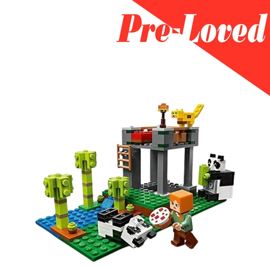 LEGO Minecraft The Panda Nursery 21158 Construction Toy for Kids, Great Gift for Fans of Minecraft and Pandas (204 Pieces)