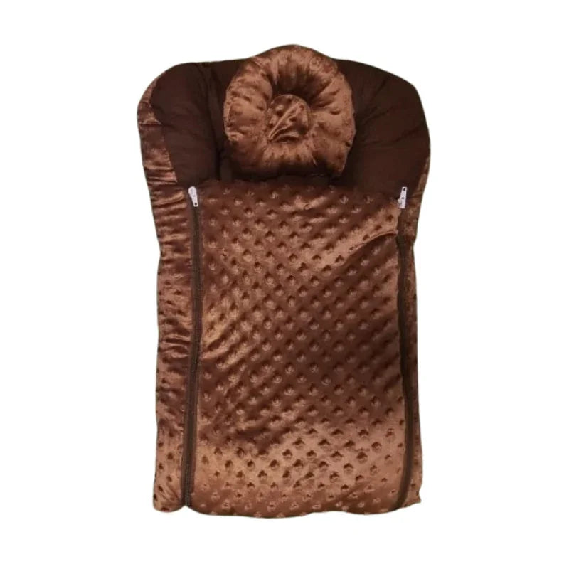 Charming Polka Dot Baby Bedding Set with Pillow