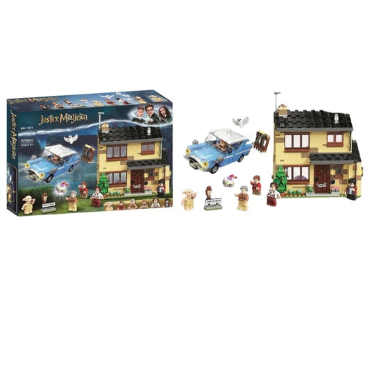 Justice Magician – Wizarding House & Flying Car Building Set (825 Pieces)