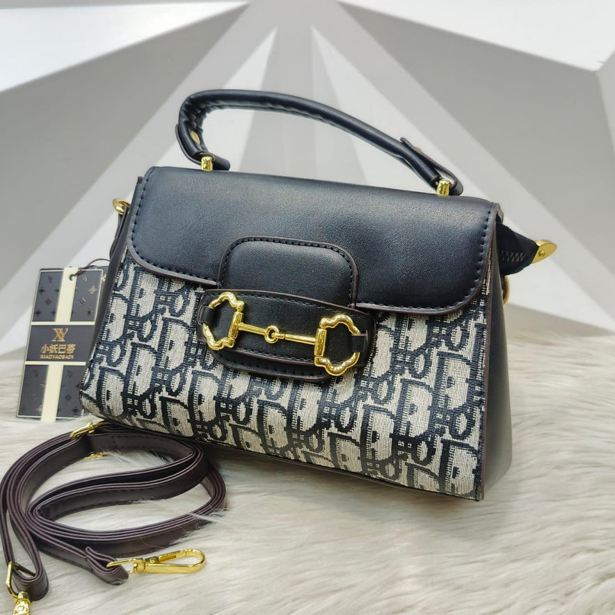 High-Quality Crossbody Bag Stylish Spacious for Everyday Use