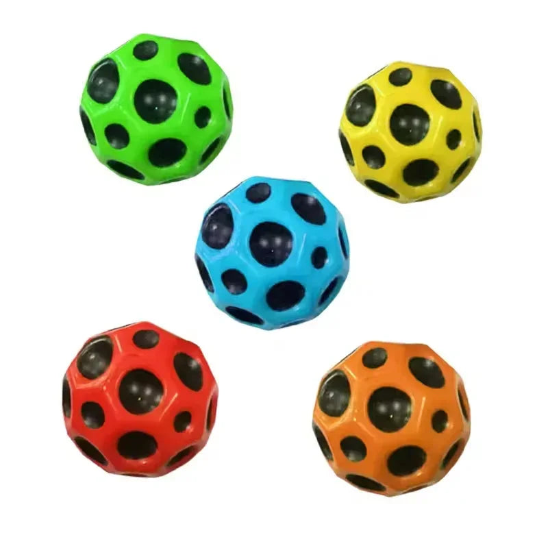 Multi-hole Coral Sports Bouncing Ball (1 Pcs)