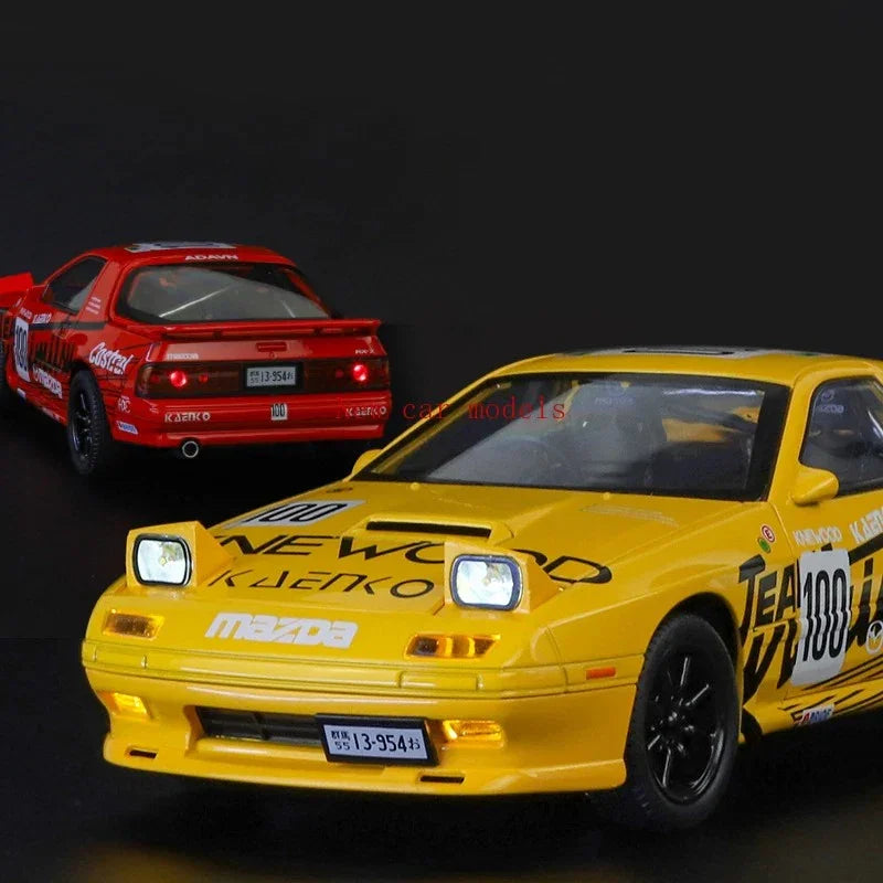 Mazda RX-7 FC Diecast Sports Car Model 1:24 Scale with Light & Sound – Premium Alloy Collectible Toy for Kids & Enthusiasts