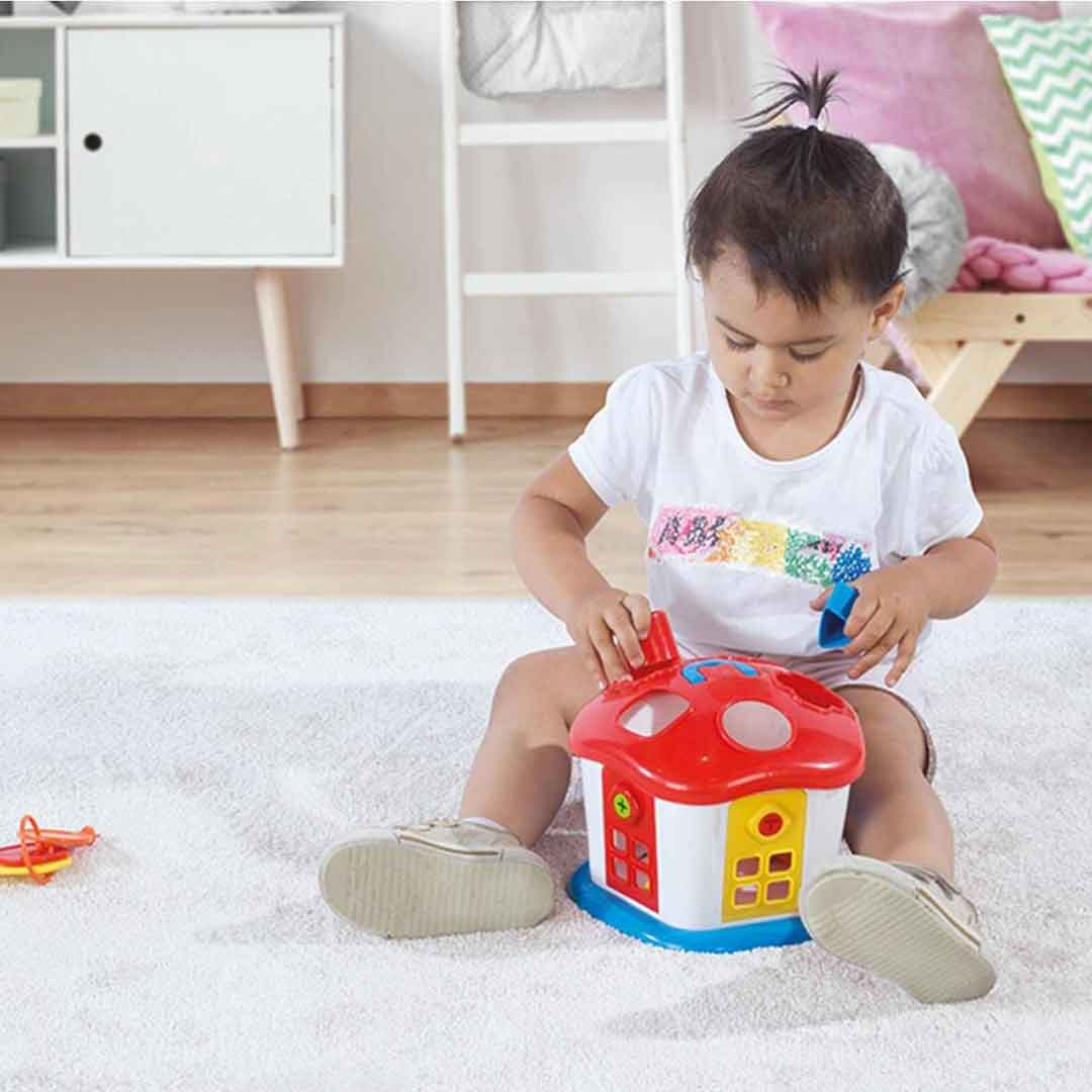 DOLU - Shape Sorter Sweet House