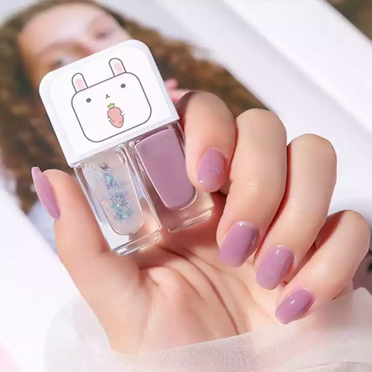 Maxfine 2 in 1 Nail Polish