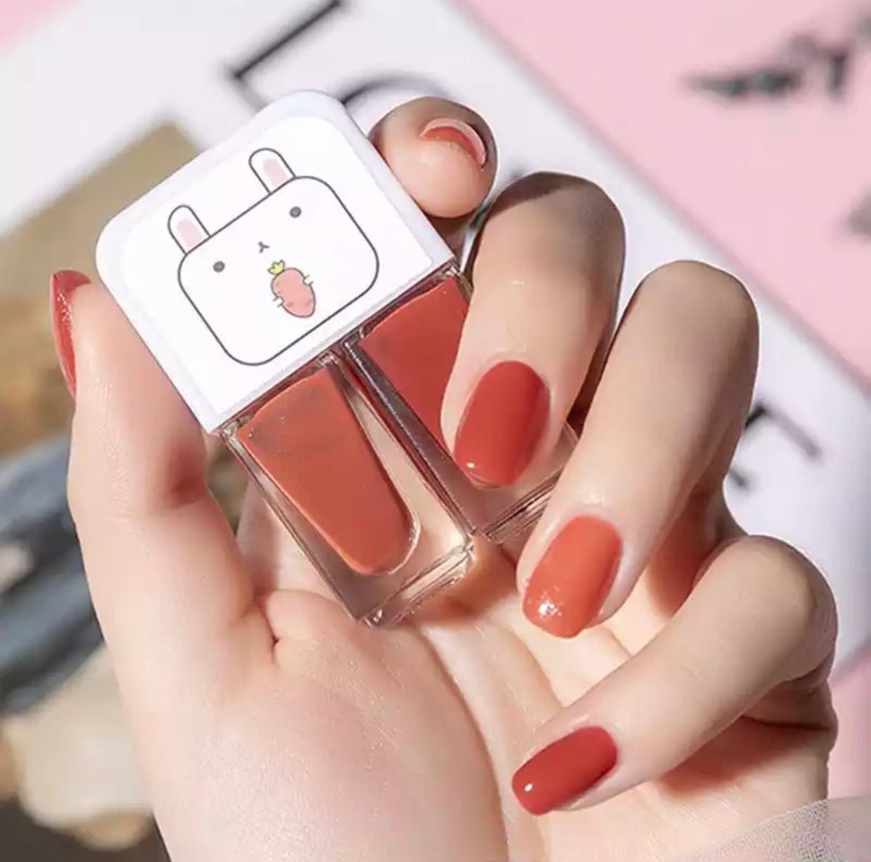 Maxfine 2 in 1 Nail Polish