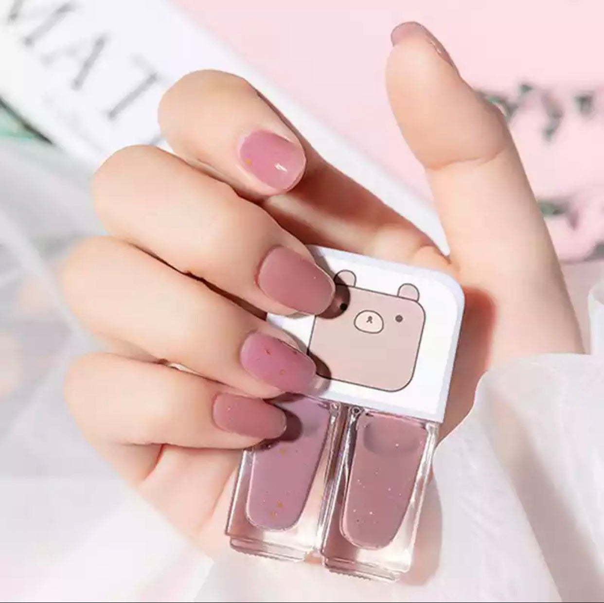 Maxfine 2 in 1 Nail Polish