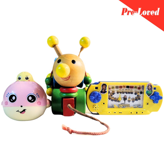 Adorable Bath Toy / Pull-Along Caterpillar / Handheld Water Game Toys Pack Of 3 Premium Pre-loved