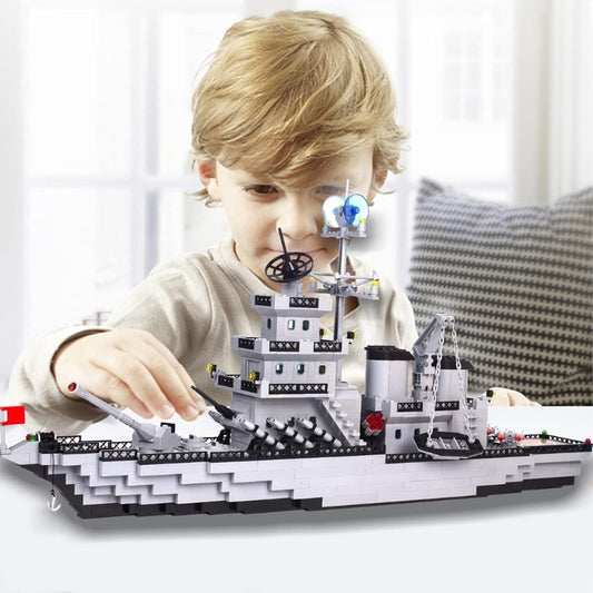 Decool Cruise Ship Building Blocks Set Toy For Kids - 739 Pcs