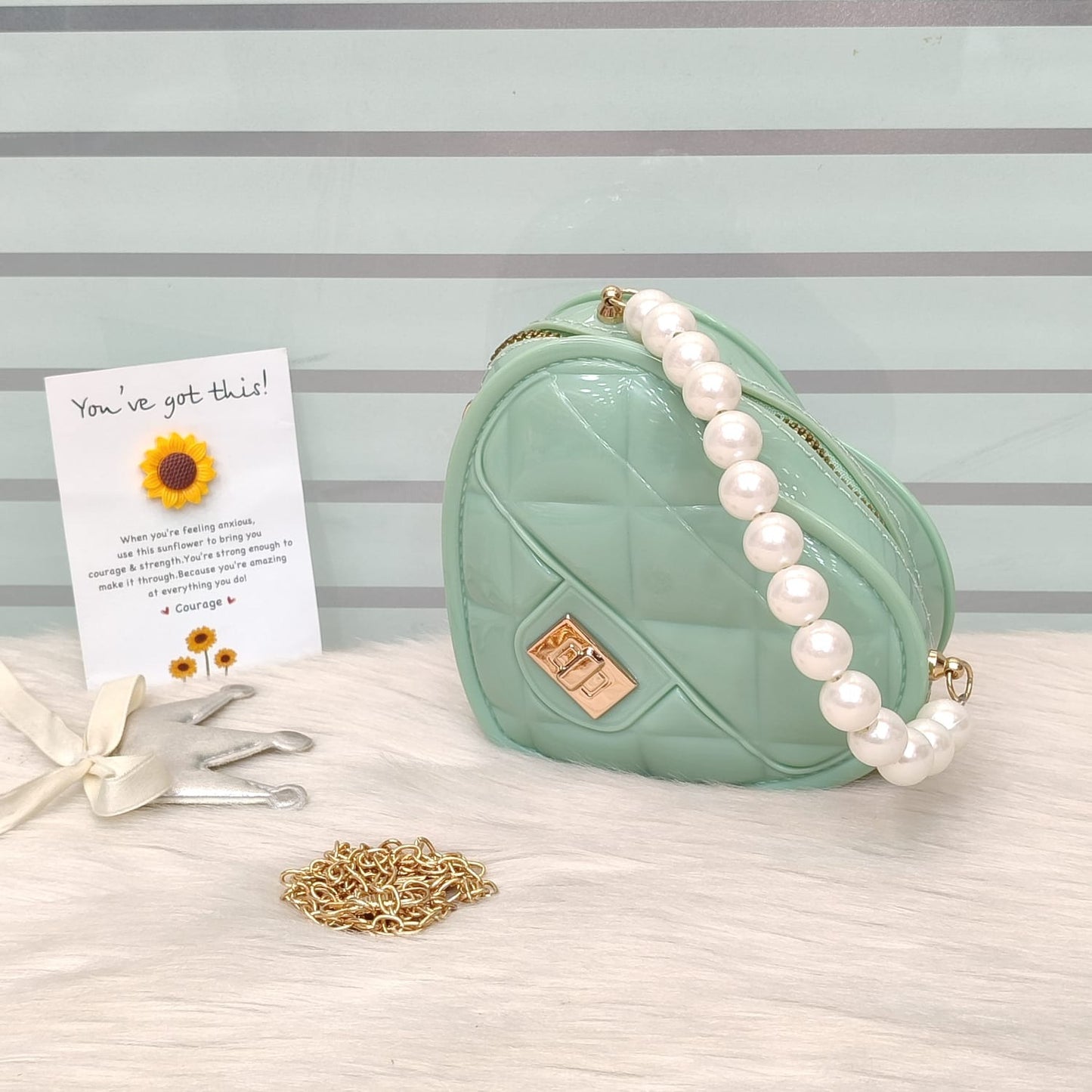 Elegant Heart-Shaped Shoulder Bag with Pearl Handle