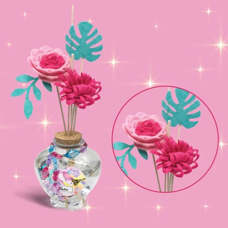 Sew Star Homemade Diffuser Vase - Craft Your Own Scented Oasis (21-034)