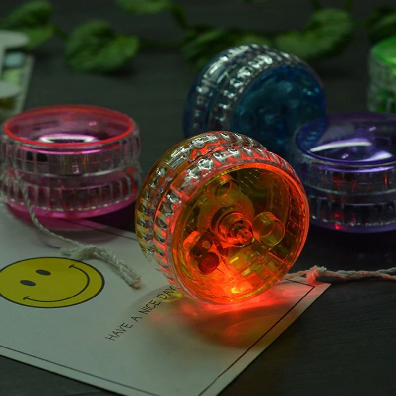 Spin And Glow- Luminous LED Flashing YoYo Ball For Mesmerizing Tricks