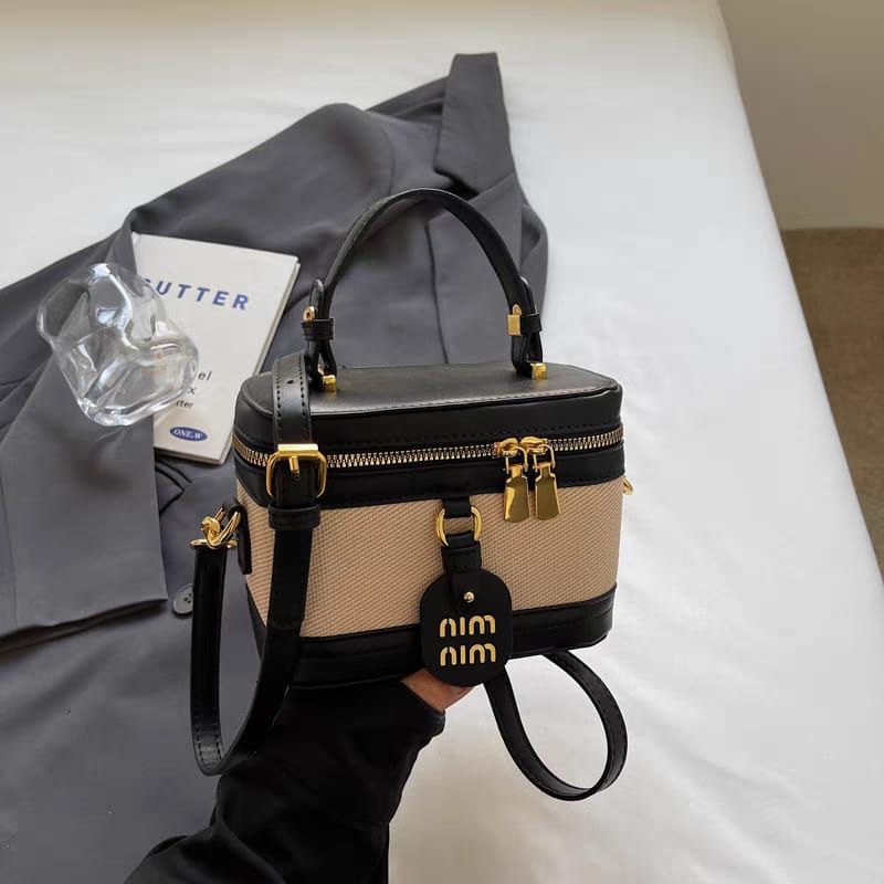 Womens Box Style Shoulder Handbag Elegant Compact