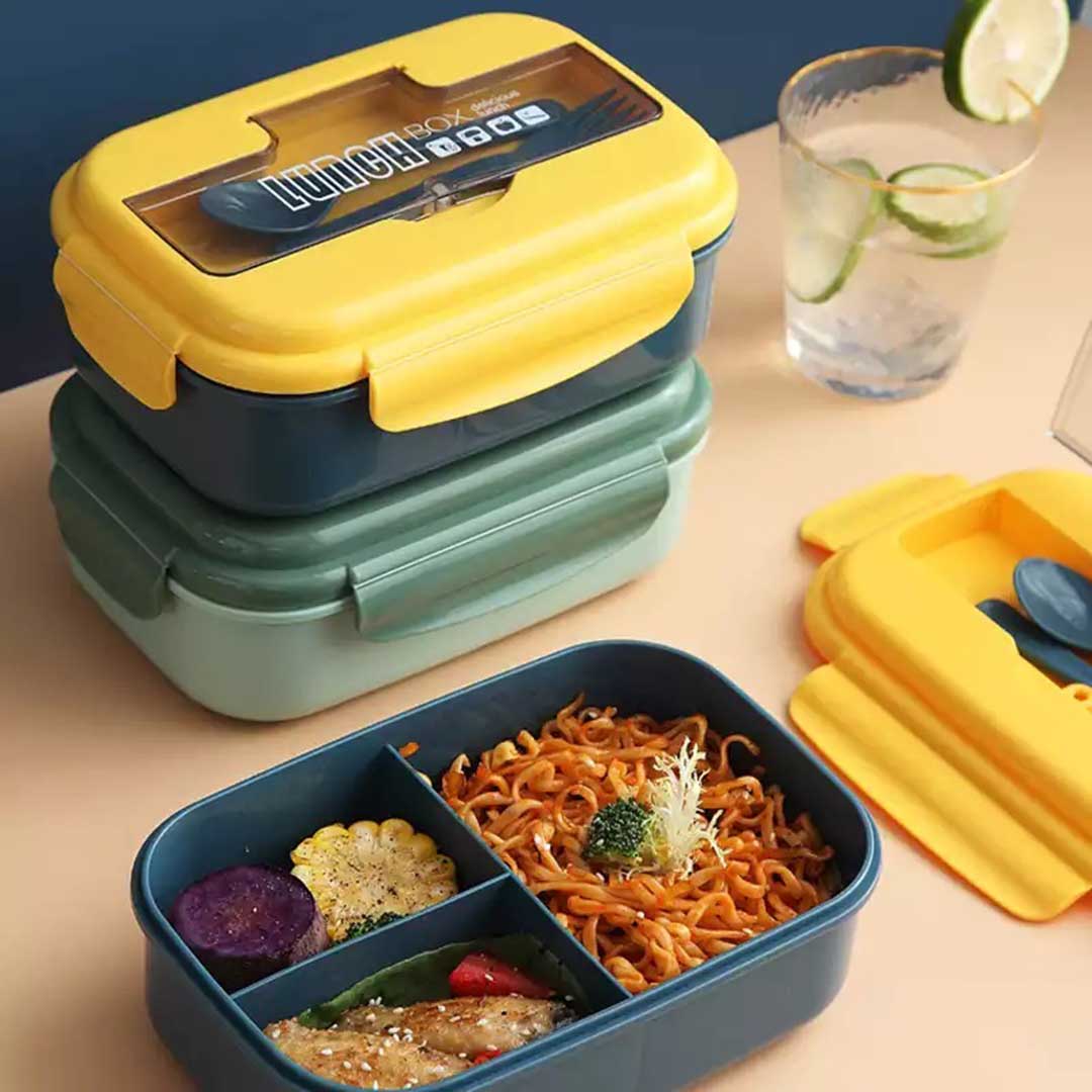Portable Three -layer lunch box with separate box and cutlery set, suitable for Kids